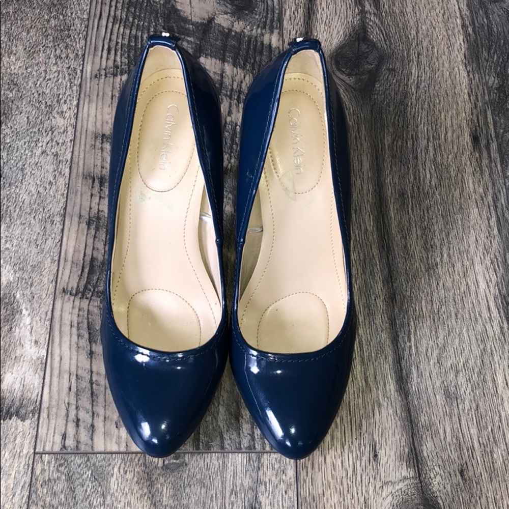 Calvin Klein blue and brown heels